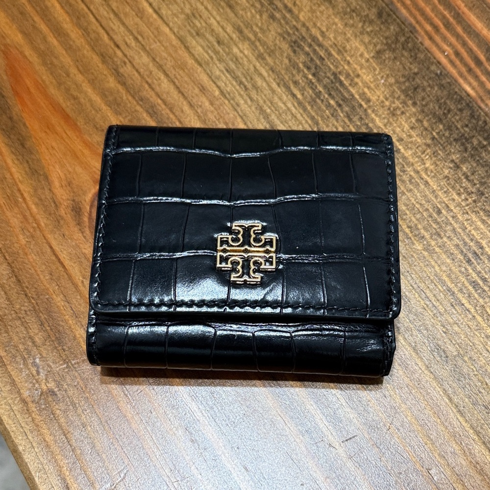 Tory Burch Black Leather Wallet